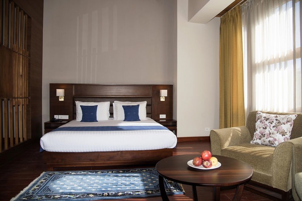 Cityhotel, 팀부 외부 사진
