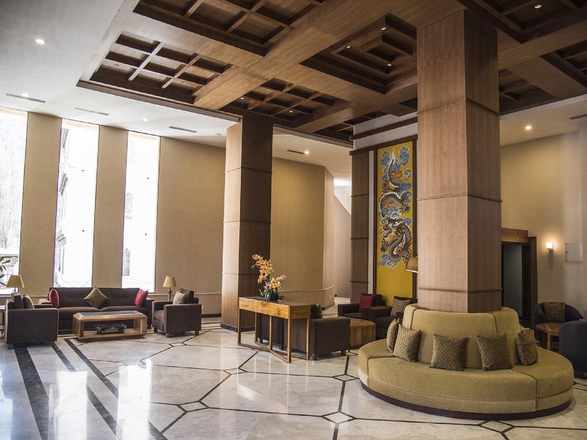 Cityhotel, 팀부 외부 사진