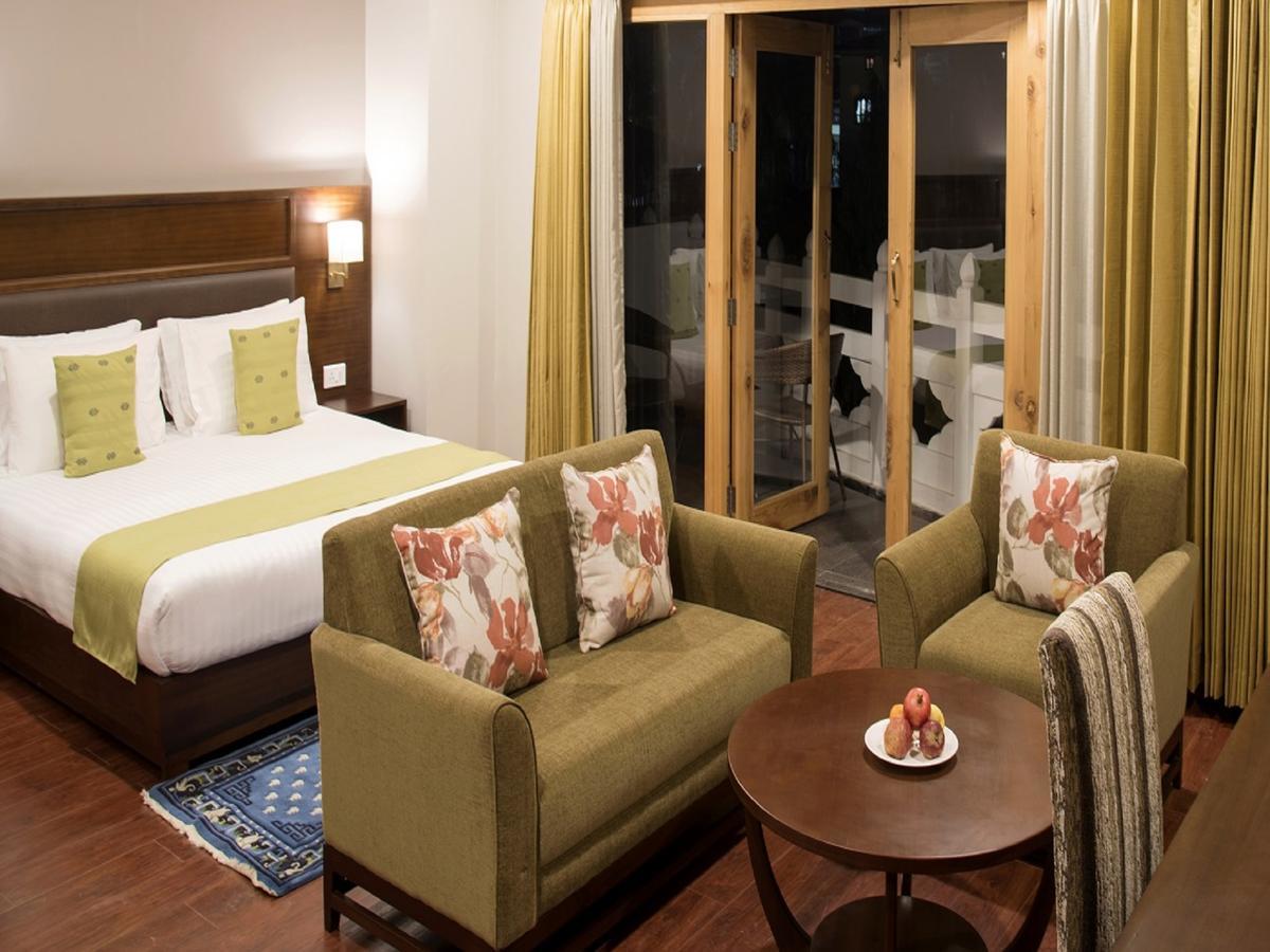 Cityhotel, 팀부 외부 사진